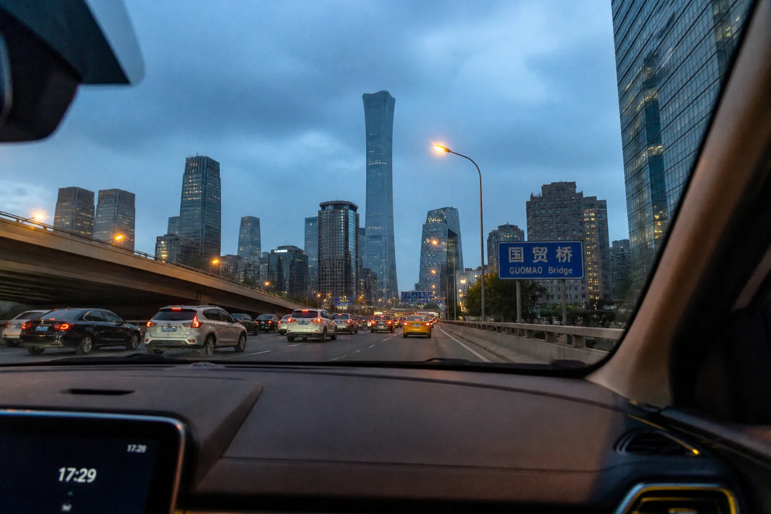 北京 (中国) レンタカー：実用ガイドと知っておくべき運転ルール
